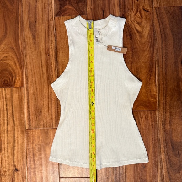 SKIMS cotton rib mock neck tank in BONE size Large - Picture 3 of 7